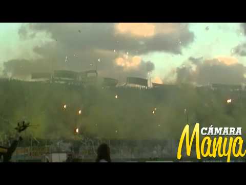 "Peñarol vs Atlético Nacional - Recibimiento Barra Amsterdam - Libertadores 2012" Barra: Barra Amsterdam &bull; Club: Peñarol