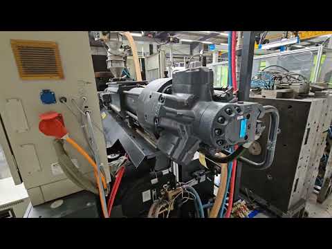 Injection molding machine Demag Ergotech system 2000-840 | 2003  