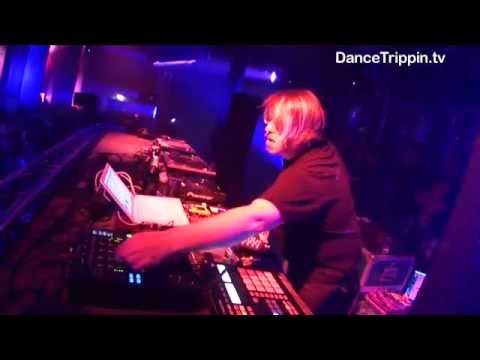 Robert Babicz | Cocoon at Maassilo | Rotterdam (Netherlands)