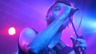 Twin Shadow - I Don't Care (Live @ Electric Brixton, London, 01.11.12)