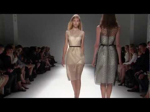 Calvin Klein Collection Women's Spring 2013 Runway Show