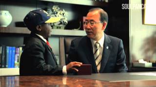 This August, Kid President took over the UN’s headquarters to get to the bottom of the question, “what does the world need more of?” Hugs. The answer is hugs.