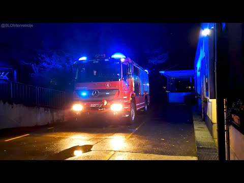 Arrival of Koper Fire Brigade vehicle 4 - to the fire alarm