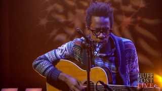 Grey Reverend Performs &#39;Nightingale&#39;