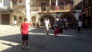 preview picture of video 'Fiestas Cristo 2014  -  Sotoserrano - Encierro Infantil (II)'