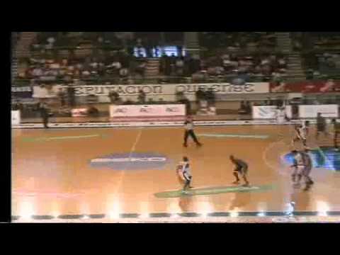 ORO AGUAS DE SOUSAS OURENSE,71 - LECHE RÍO BREOGAN,77 (03/04/2011 0:00:00)