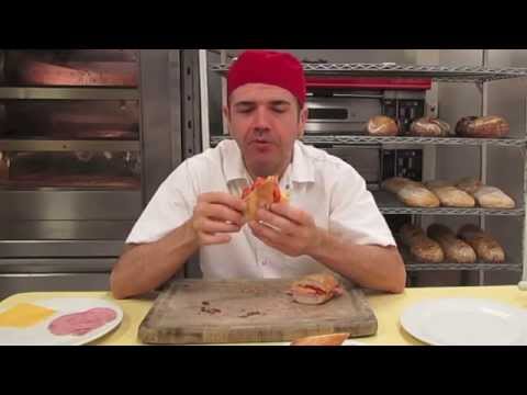 Eduardo Madrid y un delicioso sánduche en bagette