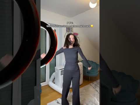 My sisters imitate me😂