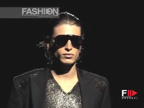 Fashion Show "Valentino" Pret a Porter Men Spring Summer 2003 2 of 3