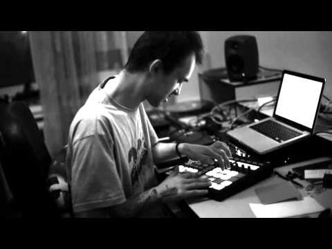 CHINMASCHINE MK II CHRONICLES - #7 - 158 bpm freestyle on pads !!