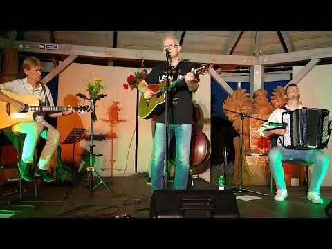 Leonard Luther - Statystyczny uniform