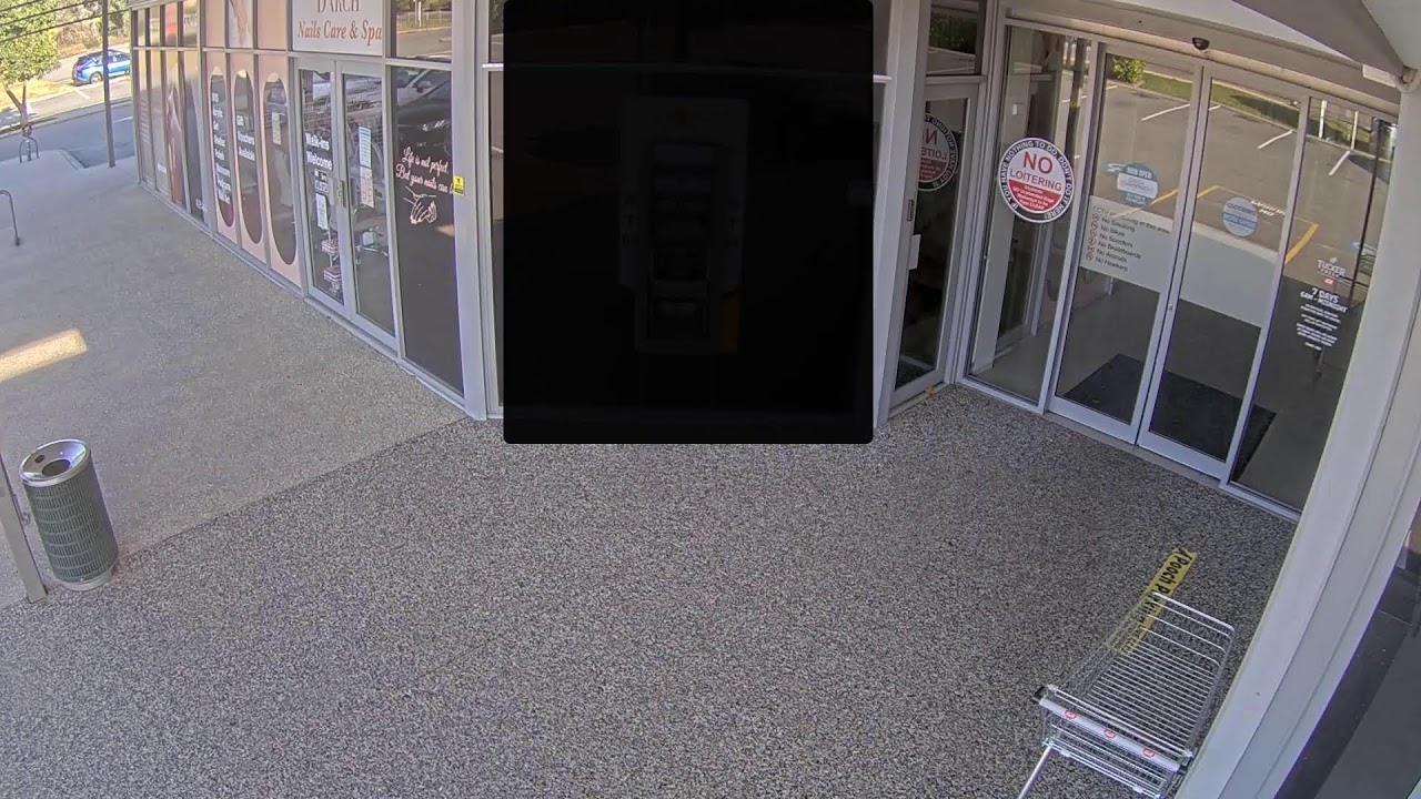 Live webcam view of Darch Plaza Shopping Centre Entrance