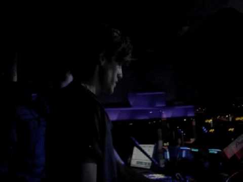 Luc Miles @ Royal (plays "Inner City - Good life" Luc Miles edit)