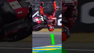 Essa é a diferença do seu capacete normal pra um de corrida!!!