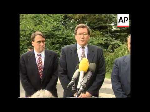 Bosnia/Croatia - Croats Mass Around Dubrovnik