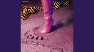 Musik-Video-Miniaturansicht zu Big Foot (A Cappella) Songtext von Nicki Minaj