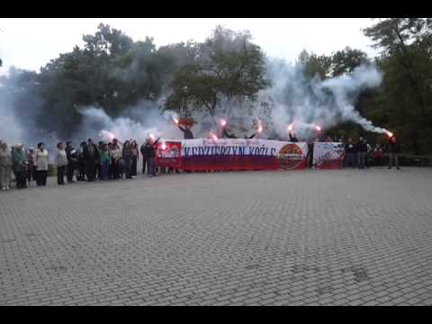 Kibice Chemika Kędzierzyn-Koźle podczas uroczystości 1 września