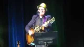 Elvis Costello - &quot;45&quot; (Copernicus Center, Chicago)