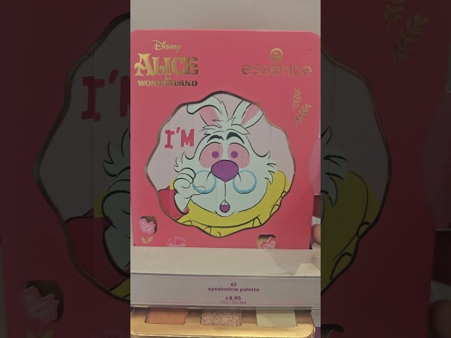 Vídeo relacionado con Alice in Wonderland Paleta Sombras 55 Colores con Espejo