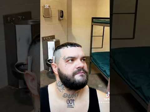 Zabudol  som pozvať pána Černáka na moje narodeniny v base