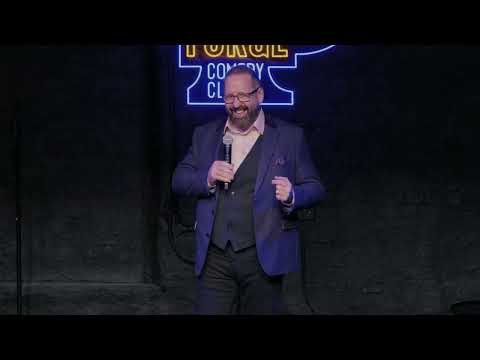 Alfie Moore: A Face For Radio