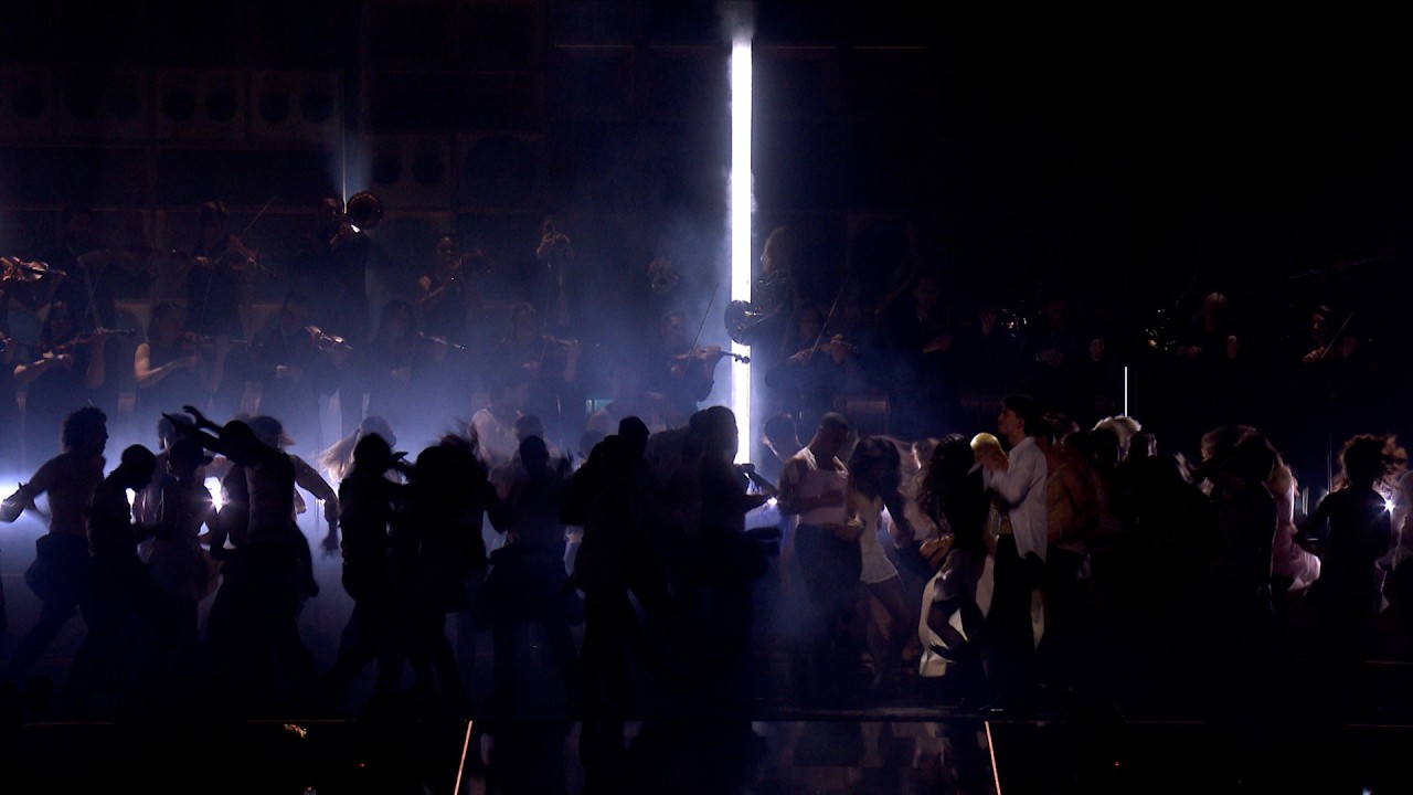 ROSALÍA - Berghain (Remix) (Official Visualizer)