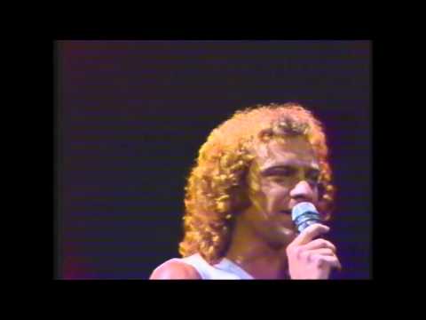 Foreigner - Waiting For a Girl Like You (Live in Dortmund Germany 1981)