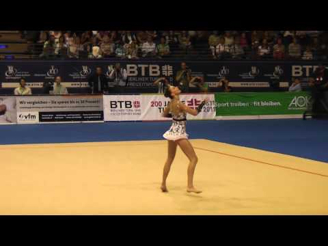 Berlin Masters 2011: Joanna Mitrosz with clubs