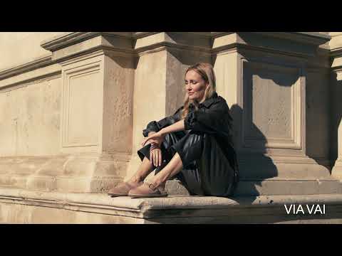 VIA VAI - Keya Sage