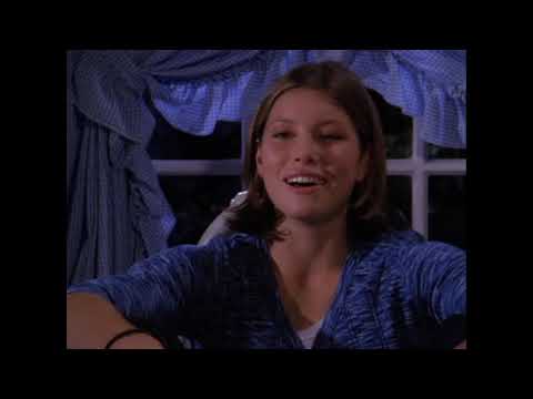 7th Heaven S03E07 - Mary Camden call out the movie "Gone with the Wind"