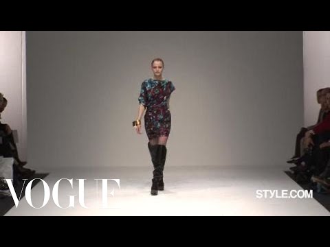 Fashion Show - Peter Pilotto: Fall 2009 Ready-to-Wear