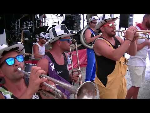 Les FantasKes à la Feria de Dax 2018 "Pupurrí Chaud l'été"