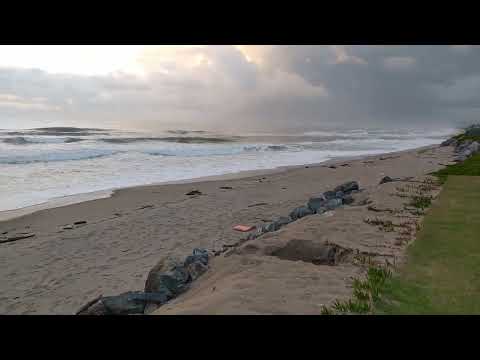 Ondas pequenas e tempo instável nesta quarta-feira em Balneário Barra do Sul SC 