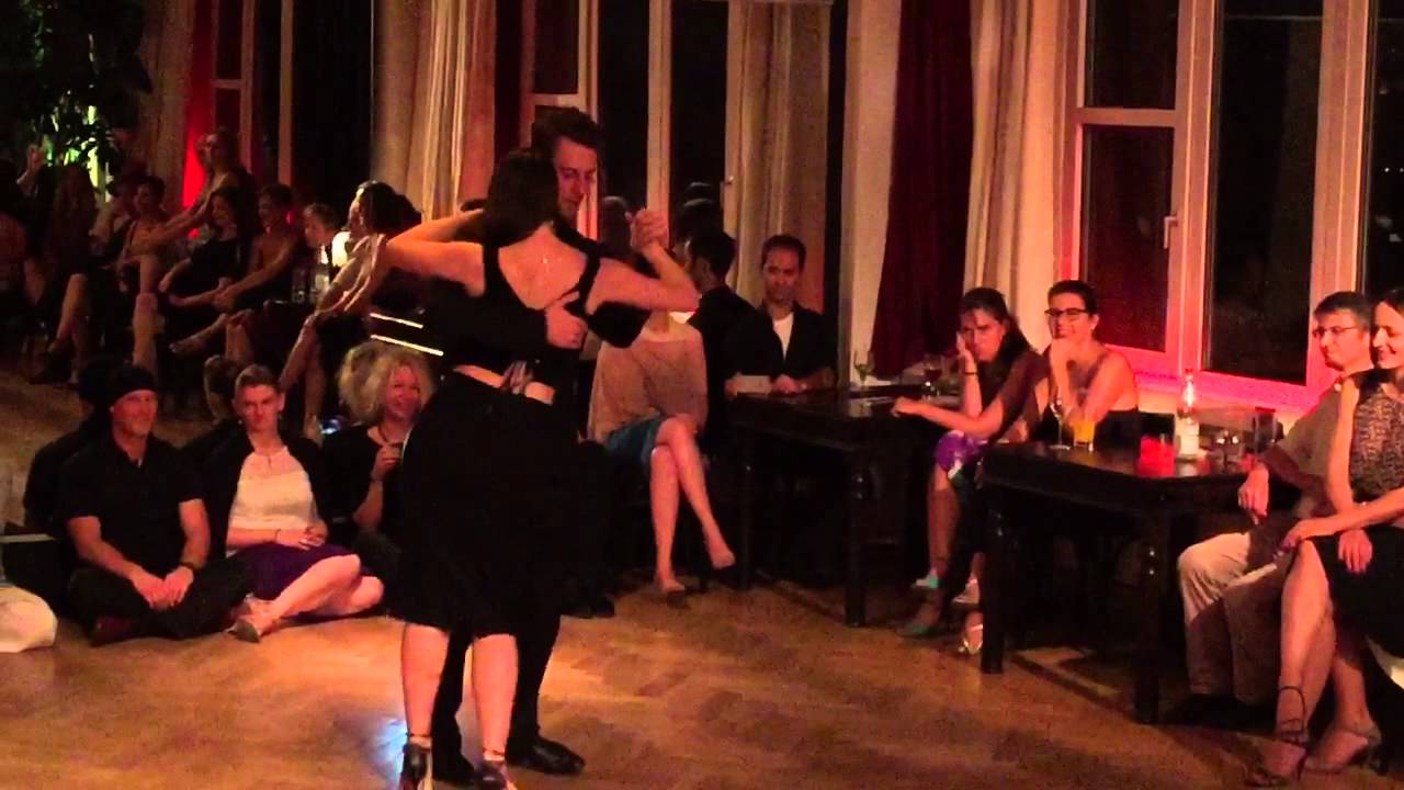 Severin Fraser y Natasha Lewinger 1/4