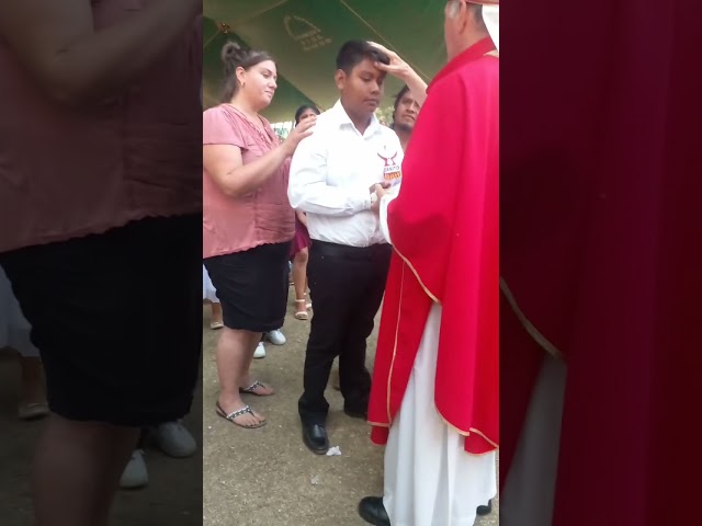 Vídeo relacionado con Tenare 30 Piezas Regalo de Confirmación Regalos Cristianos para Primera Comunión Accesorios para la Biblia de la Iglesia para Invitados Incluye Tarjetas Religiosas con Cruz Bolígrafos Cinta y Cordel