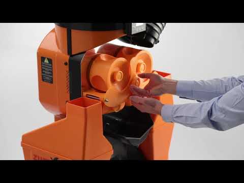 Video thumbnail for Zumoval Top Juice Extractor With Auto Feeder and Self-Cleaning System, Self Tap, 28 Fruits per Minute | Trento