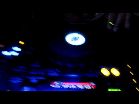 Miami Music Week 2011: Ago Spankox plays "Michael Jackson Is Not Dead" at Shore Club