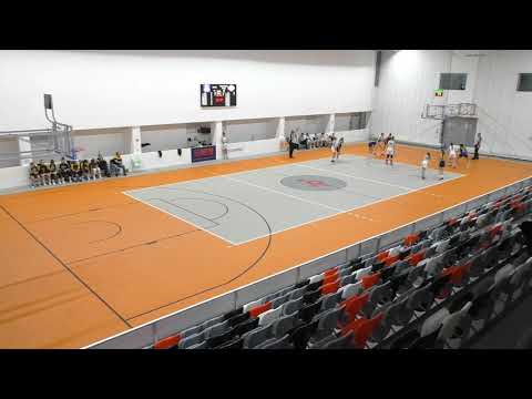 Zvolenské pumy - Young Angels Košice 61:50 (26:29) - (1. časť)