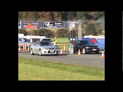 Thumbnail for Bmw 3 vs Skyline 2011, Drag Race, part 1 by BMW, Nissan