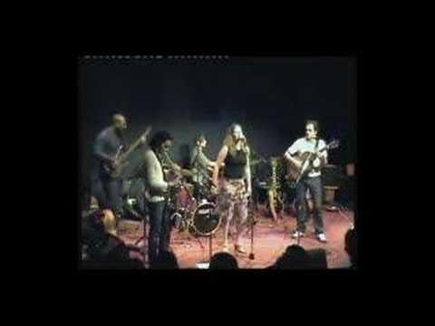 La vida es un sueño - Mogambo Latin Band