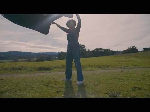 Thelma - Sway  [Official Video]