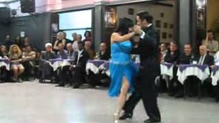 Lily Tan y Gennysam Alcantara.