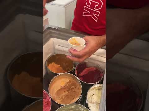 Ice-cream #icecream #yummy #food #viral #song #shorts #youtubeshorts #viralvideo #love #foodie#trend