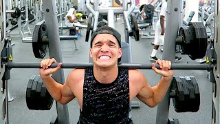 MOST EMBARASSiNG MOMENT EVERR!!