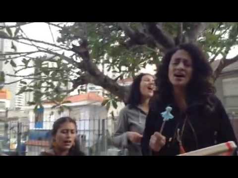 Parte da oficina canto con caja - Nina Neder