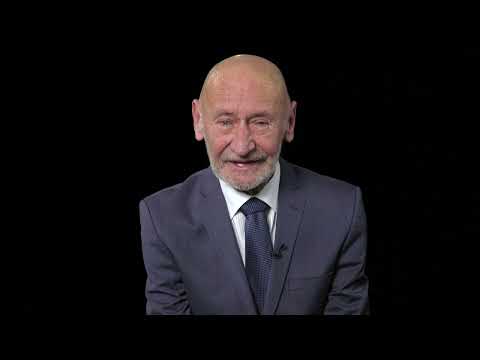 Kölcsey Ferenc: Himnusz – Reviczky Gábor előadásában az ESSZENCIA című kiállításon