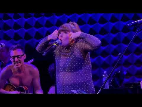 The Skivvies and Amy Hillner Larsen - Floor Show/Rose Tint My World