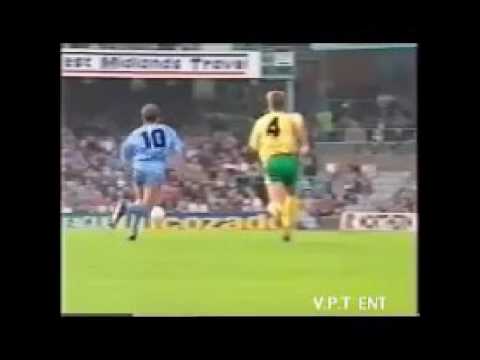 Peter Ndlovu Zimbabwean legend  goals