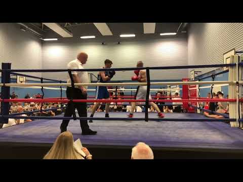 Zak Mc Guckin (Jonesys) Vs Fraser Knowles (Lochend Boxing Club)