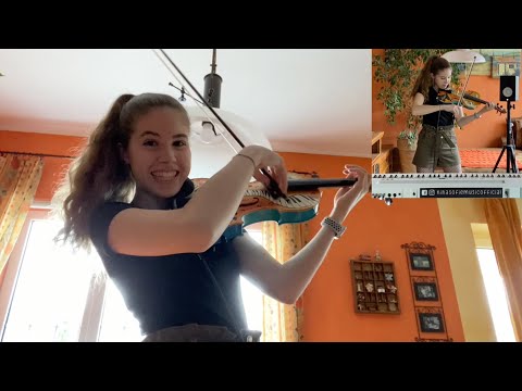 Nina Sofie - Rock Me Amadeus on Loopstation Homevideo (2021)